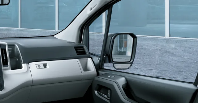 2026 Toyota Hiace High roof Africa export, photo 6 of 7