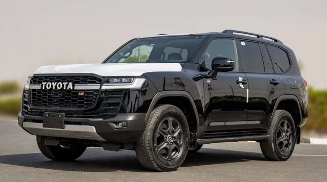 2024 Toyota Land Cruiser 300 GR Sport, photo 2 of 9
