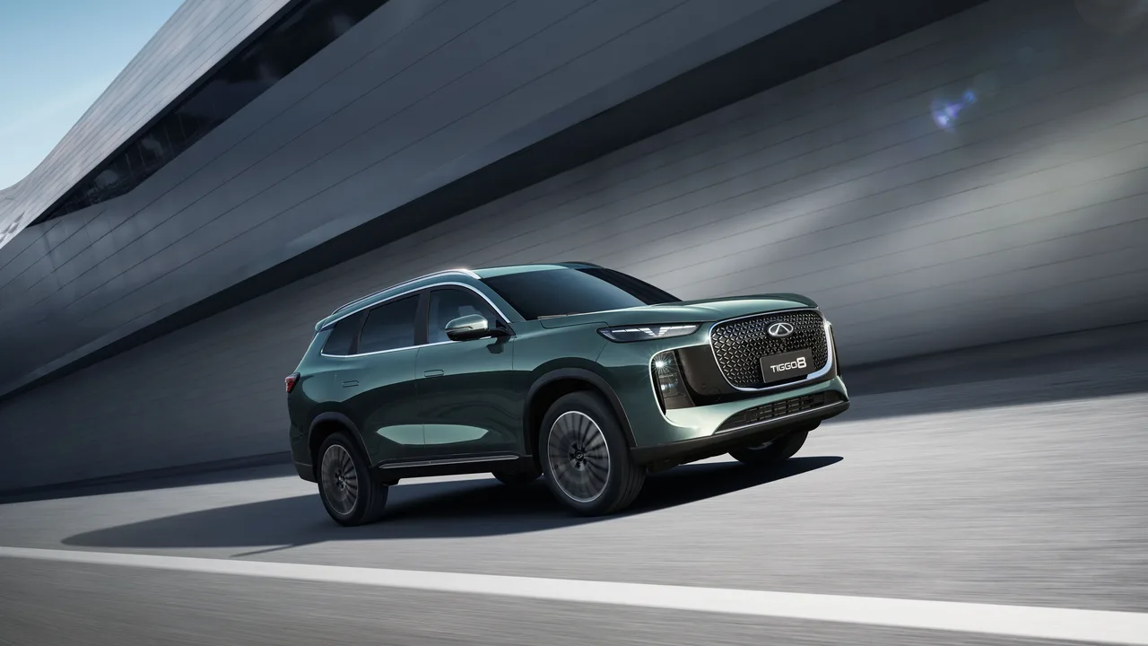 2026 Chery Tiggo 8, photo 1 of 8