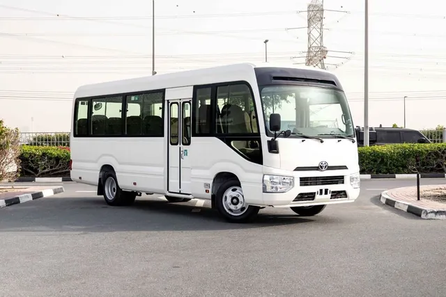 2026 Toyota Coaster 23-seat Bus 4.2, photo 1 of 9