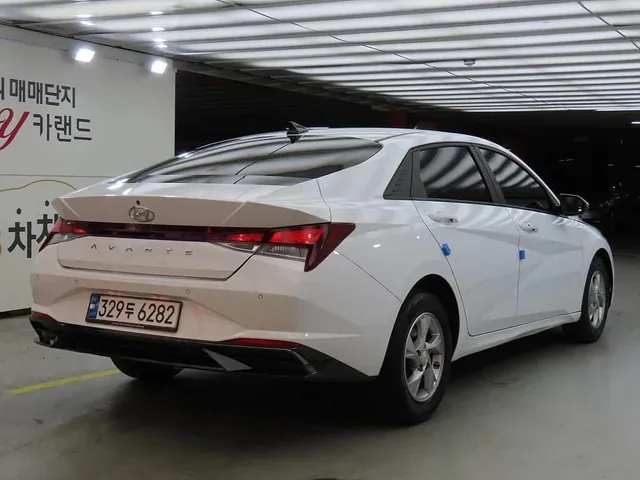 2021 Hyundai Elantra (Avante) 1.6, photo 3 of 9