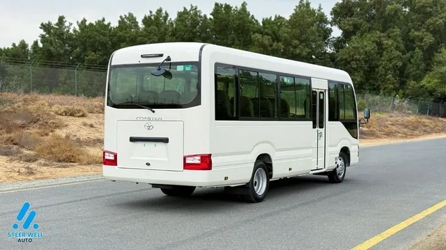 2025 Toyota Coaster 23-seat Bus 4.0 diesel, photo 5 of 10