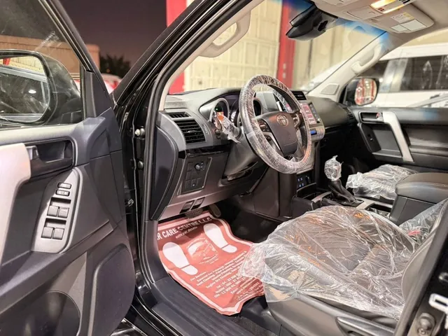 2022 Toyota Land Cruiser Prado TXL 2.8 diesel 4WD, photo 7 of 10