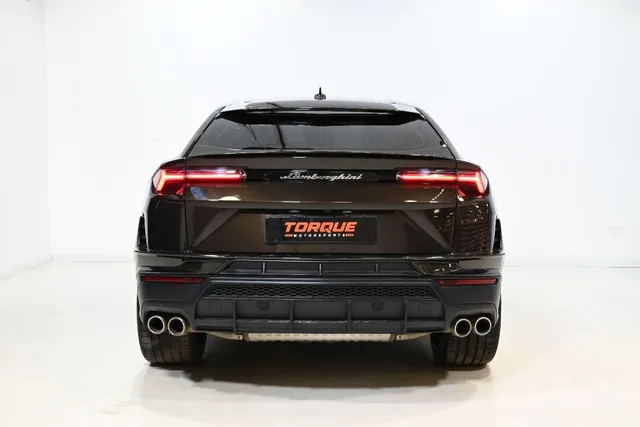 2023 Lamborghini Urus S, photo 5 of 8