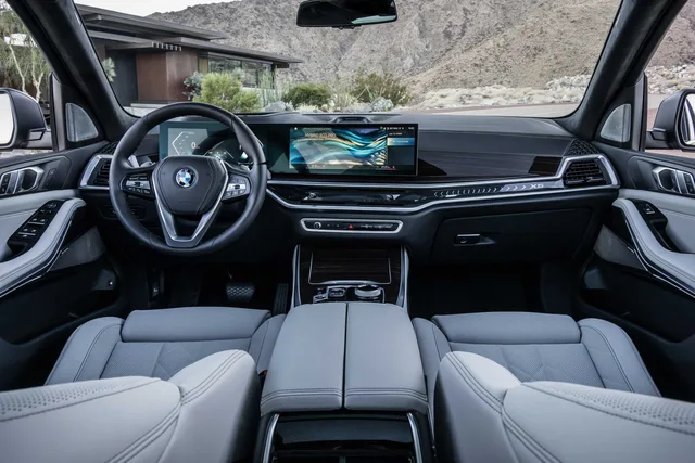 2026 BMW X5 xDrive40i M Sport, photo 6 of 7