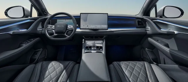 2026 BYD Sealion 7 Premium RWD, photo 4 of 6