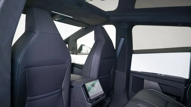 2024 Tesla Cybertruck Foundation Series Cyberbeast (LWD-096), photo 4 of 6
