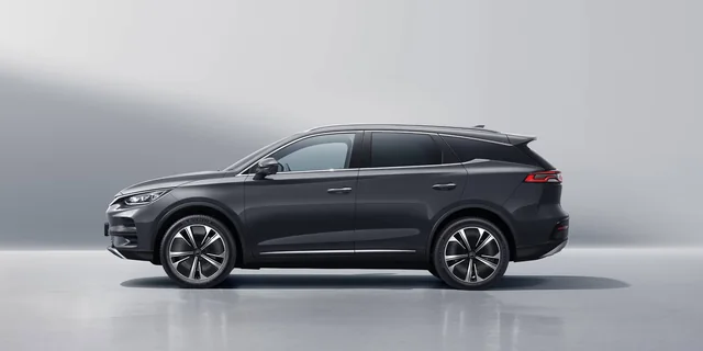 2026 BYD Tang EV AWD, photo 2 of 7