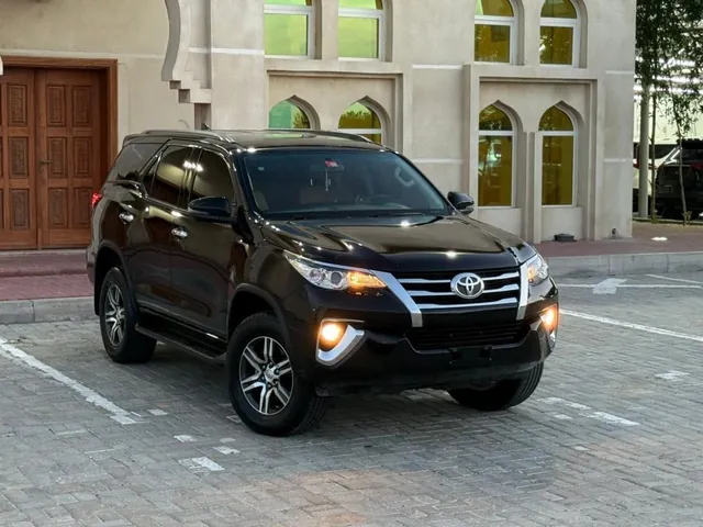 2020 Toyota Fortuner EXR 2.7 4WD, photo 2 of 10