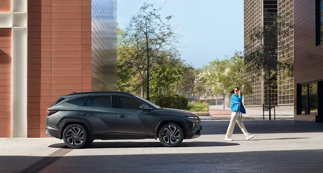 2026 Hyundai Tucson GLS, photo 2 of 8