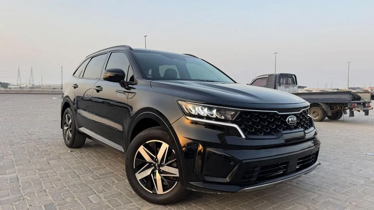 2021 Kia Sorento, photo 1 of 10 of this vehicle