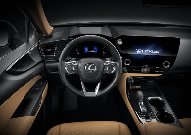 2026 Lexus NX 350 Premier 2.4L Turbo AWD, photo 3 of 6