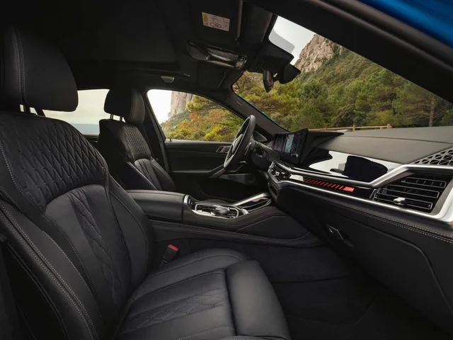 2026 BMW X6 xDrive40i M Sport, photo 8 of 8
