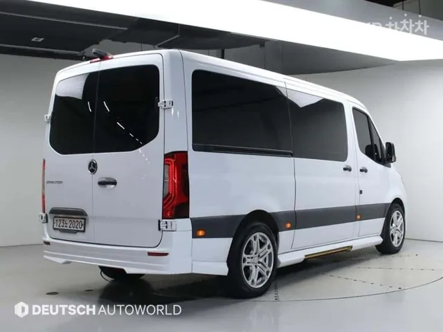 2019 Mercedes-Benz Sprinter 3.0 diesel, photo 3 of 10