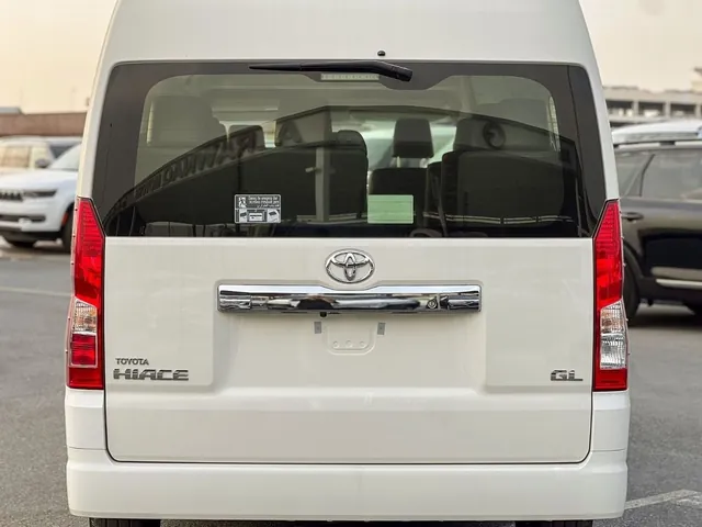 2026 Toyota Hiace GL 3.5, photo 5 of 8