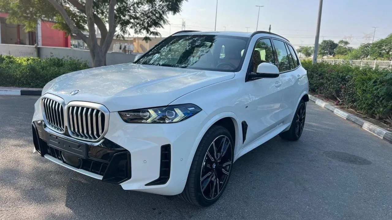 2025 BMW X5, photo 1 of 10 of this vehicle