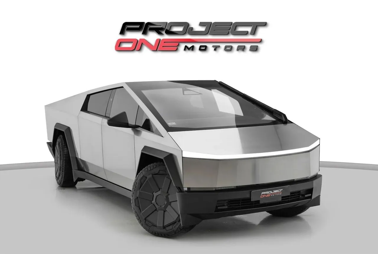 2024 Tesla Cybertruck, photo 1 of 10 of this vehicle