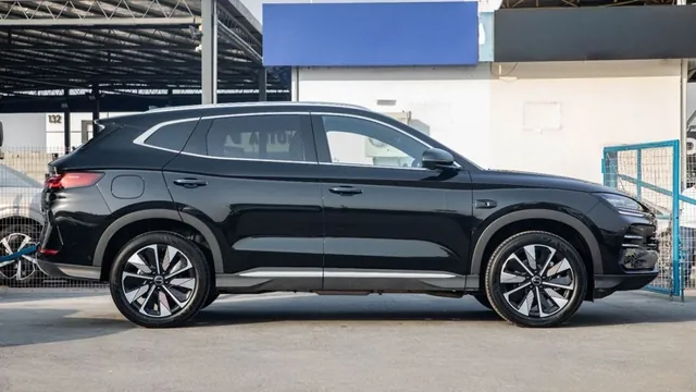 2025 BYD Song Plus DM-i Premium, photo 7 of 9