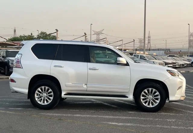 2018 Lexus GX 460 V8 full option, photo 8 of 10
