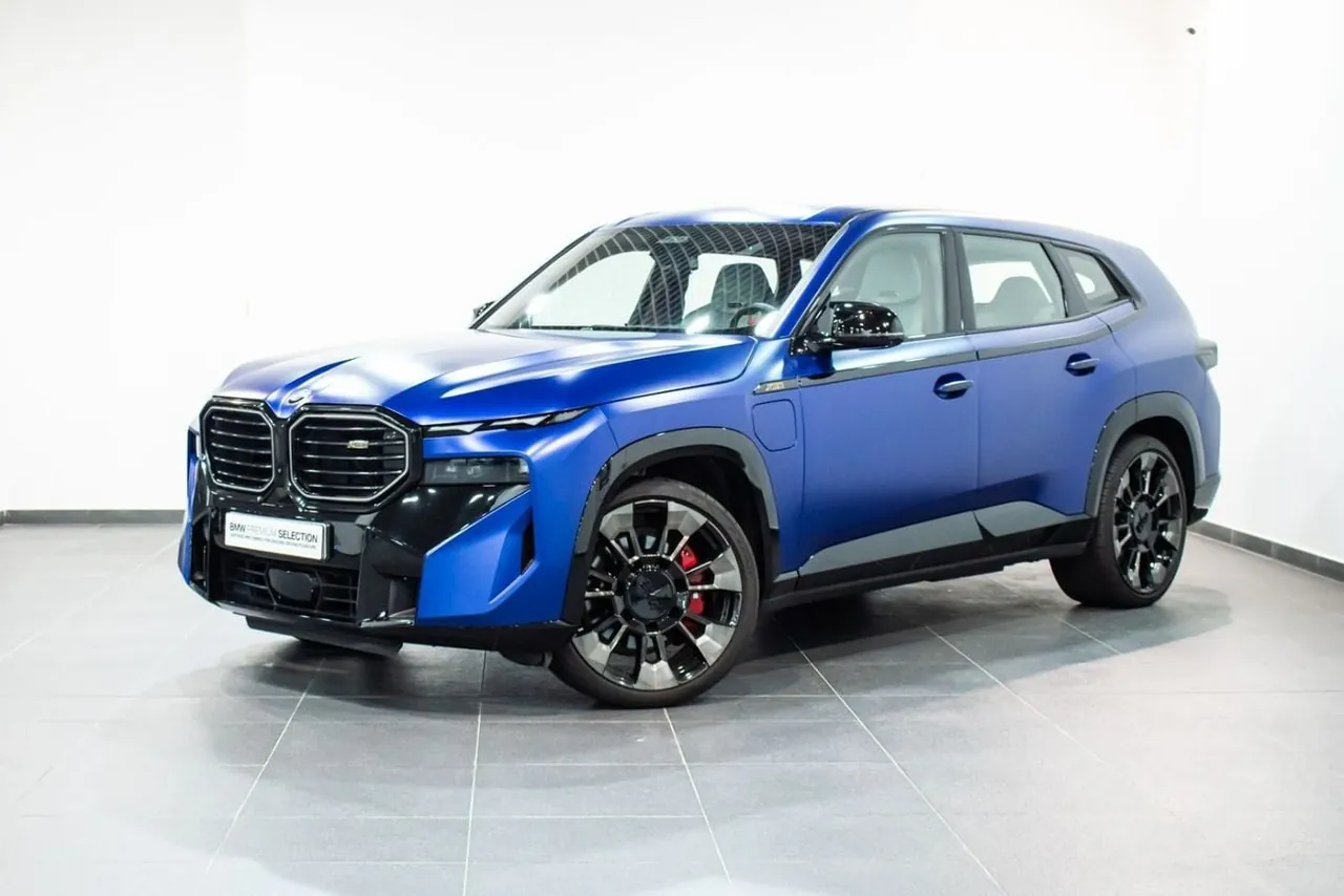 2024 BMW XM, photo 1 of 10 of this vehicle