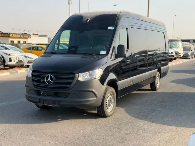 2026 Mercedes-Benz Sprinter Van 2.0 diesel, photo 2 of 10