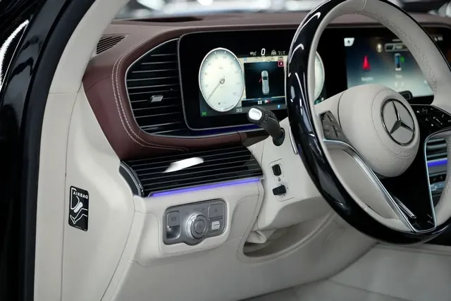 2026 Mercedes-Maybach GLS 600, photo 10 of 10 of this vehicle
