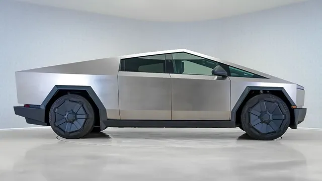 2024 Tesla Cybertruck Foundation Series Cyberbeast (LWD-096), photo 2 of 6