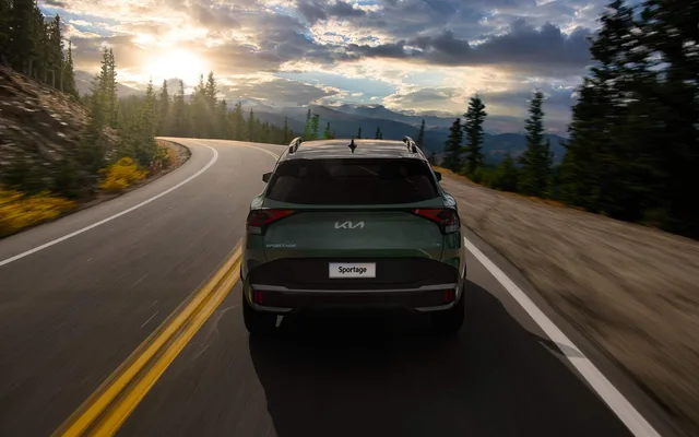 2026 Kia Sportage LX, photo 3 of 8