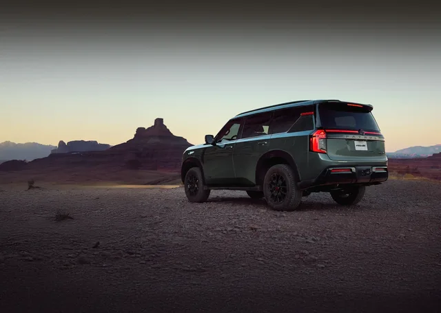 2026 Nissan Patrol LE, photo 3 of 7