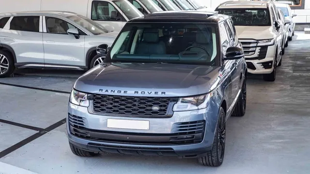 2018 Land Rover Range Rover Vogue, photo 1 of 7