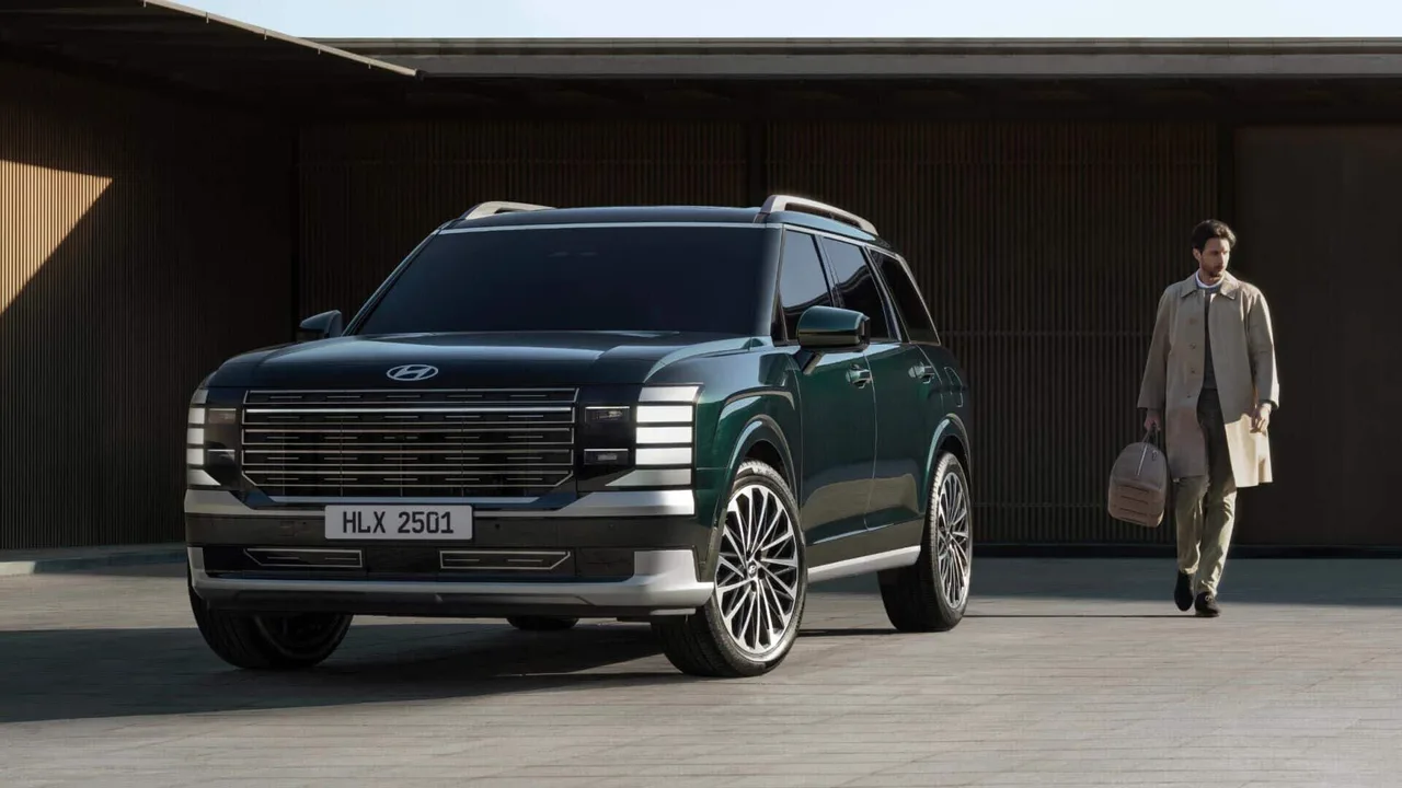 2026 Hyundai Palisade Smart, photo 1 of 8