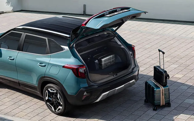 2026 Kia Seltos Base, photo 2 of 6