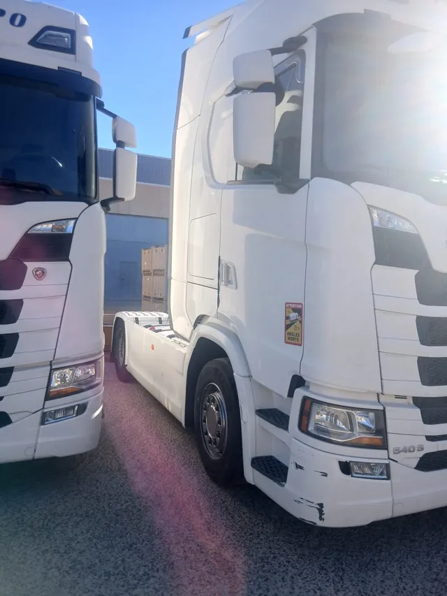 2021 Scania tractor unit, photo 6 of 8