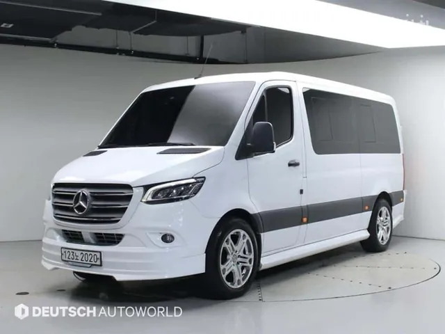 2019 Mercedes-Benz Sprinter 3.0 diesel, photo 2 of 10