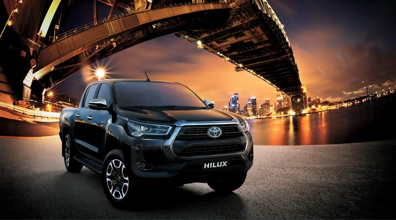 2026 Toyota Hilux Adventure / GR Sport, photo 1 of 6
