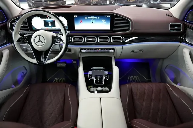 2026 Mercedes-Maybach GLS 600, photo 7 of 10 of this vehicle