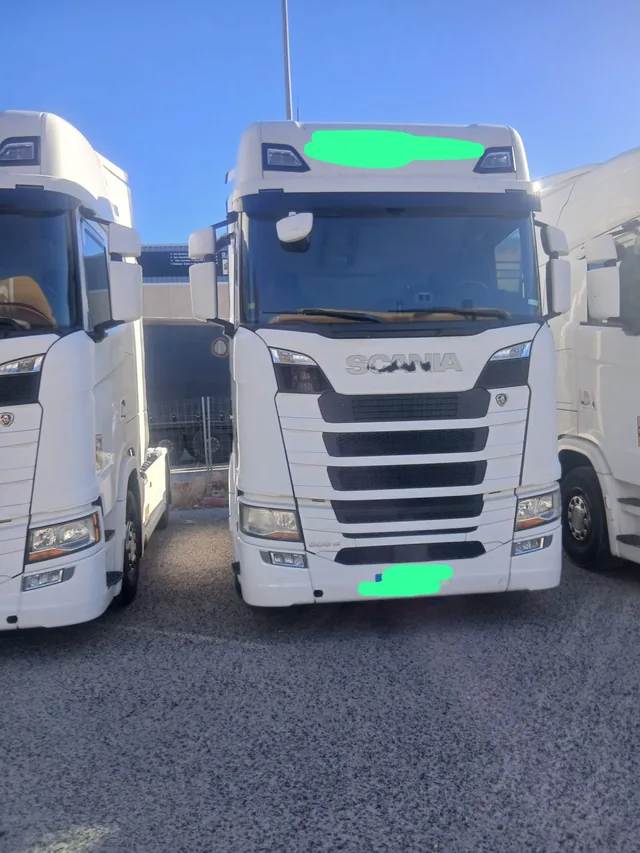 2021 Scania tractor unit, front view