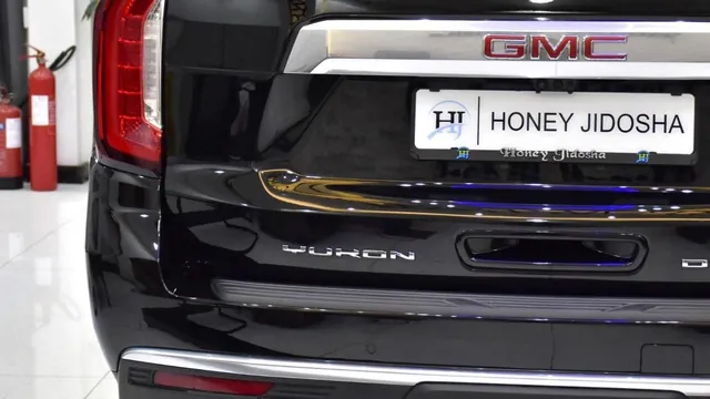2023 GMC Yukon Denali V8, photo 8 of 9