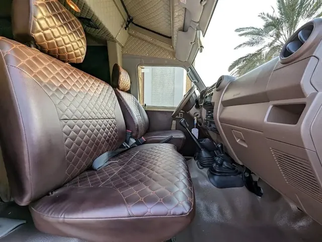 2019 Toyota Land Cruiser 76 (modified, Safari-truck style) 4.0 V6, photo 9 of 10
