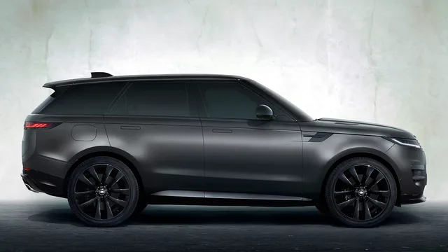 2026 Range Rover Sport Dynamic HSE P530, photo 2 of 8