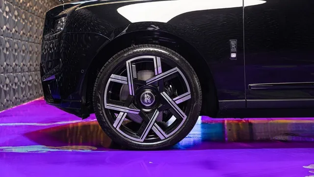 2024 Rolls-Royce Cullinan Black Badge, photo 5 of 10