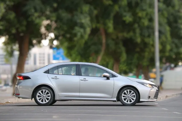 2026 Toyota Corolla XLI HEV, photo 3 of 10