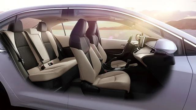 2026 Toyota Corolla XLi, photo 4 of 6