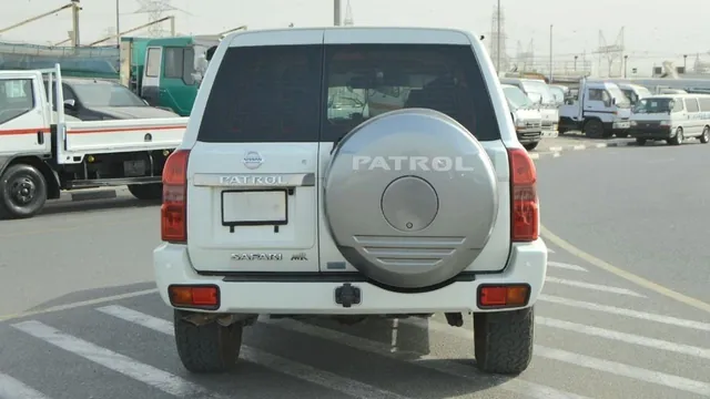 2022 Nissan Patrol Safari SV 4.8, photo 8 of 10