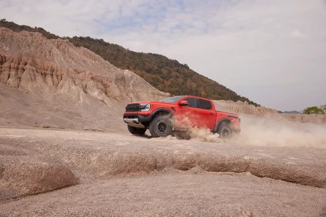 2026 Ford Ranger Raptor Double Cab 3.0L V6 EcoBoost, photo 2 of 6