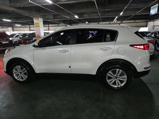 2016 Kia Sportage Standard, photo 2 of 10