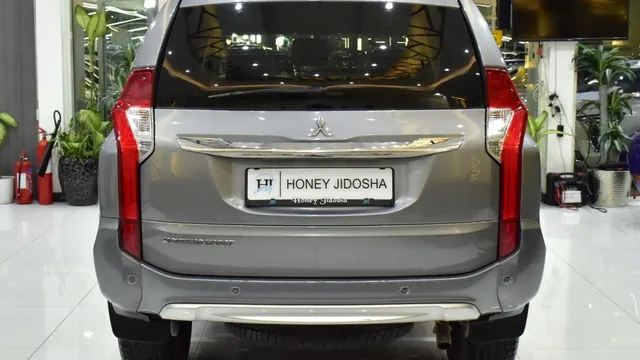 2019 Mitsubishi Montero Sport GLS V6 4x4, photo 4 of 9