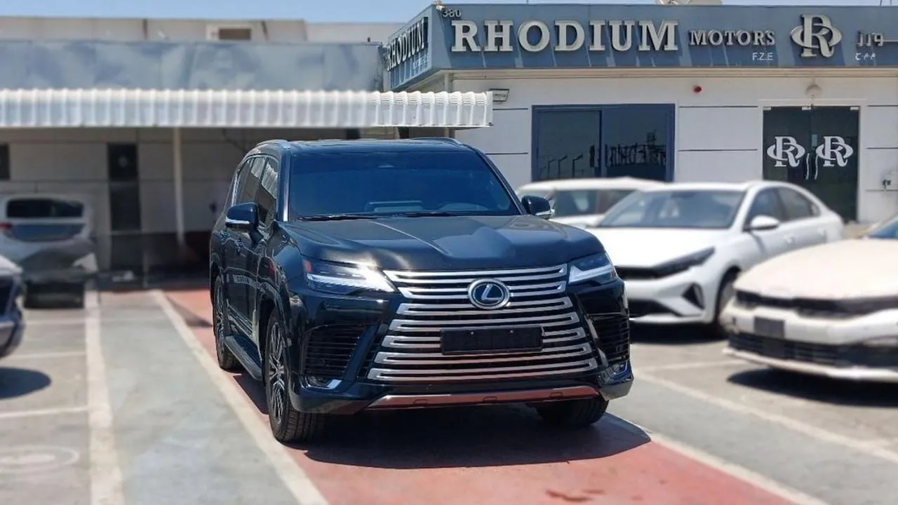 2025 Lexus LX 600, photo 1 of 10 of this vehicle