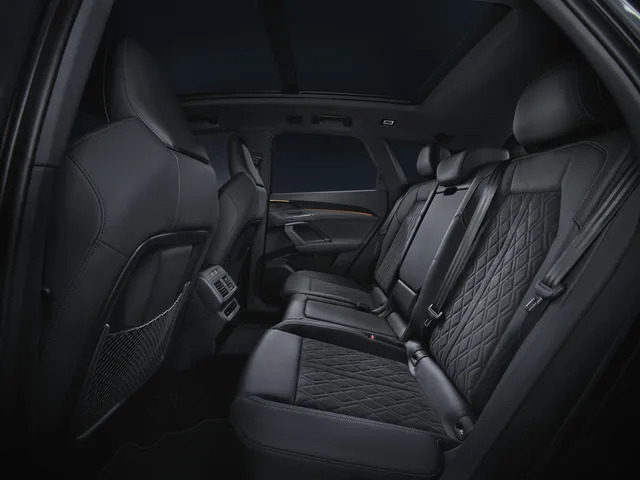 2025 Audi Q5 TFSI quattro S tronic (150 kW), photo 7 of 8