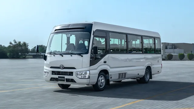 2026 Toyota Coaster STD 4.0L Diesel 23-seat, photo 2 of 8